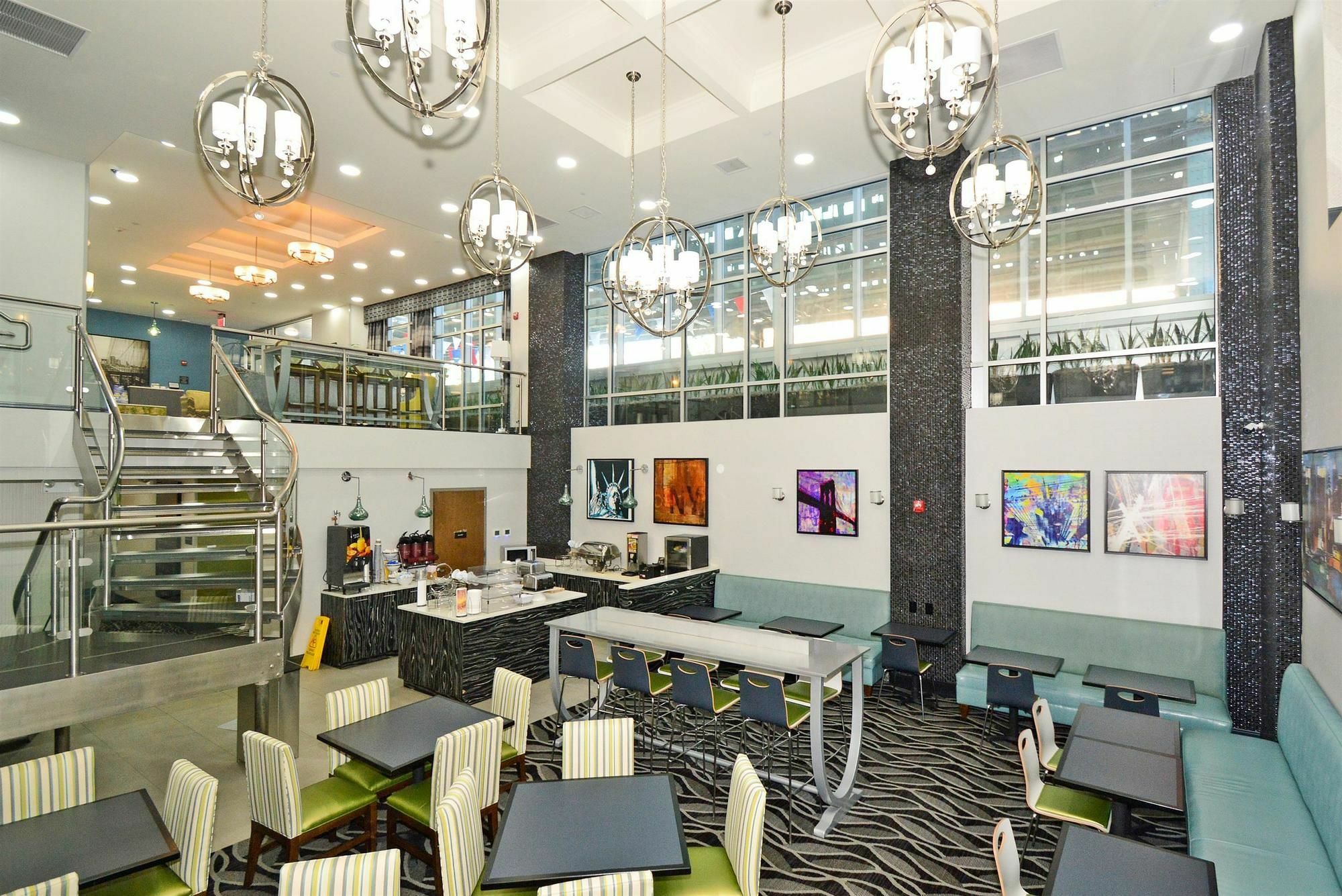 Best Western Plus Laguardia Airport Hotel Queens นิวยอร์ก ภายนอก รูปภาพ
